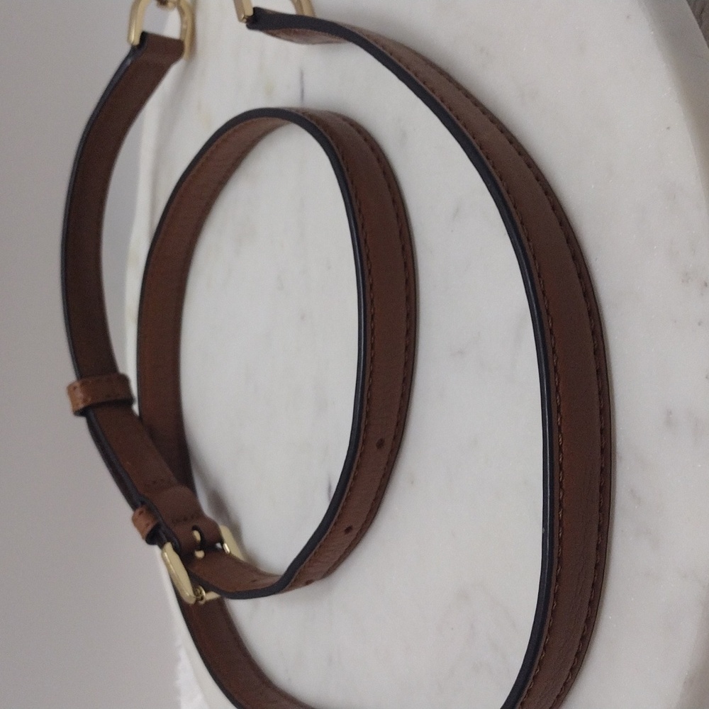 Michael Kors Brown 5 Eyelets Adjustable 38 1/2"- 43 1/4" Long x 5/8" Wide #99-31 - Picture 8 of 16